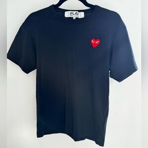 comme des garçons play T shirt men’s medium